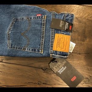 Levi’s Premium Wedgie Straight NWT - Women’s 27x26